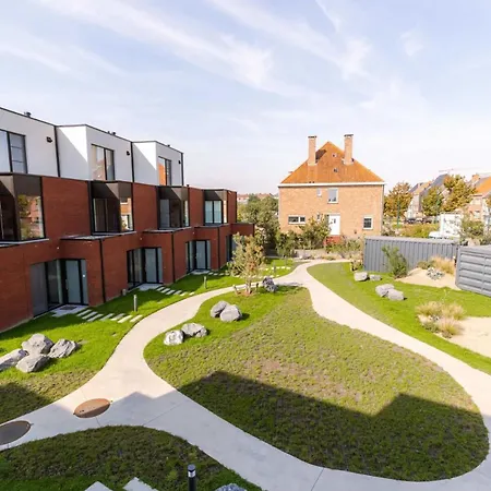 Ferienhaus Huswell - Family-friendly House With Sunny Terrace And Garden